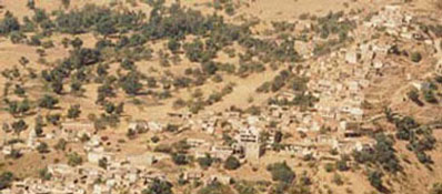 Autre vue d´Ahfir (en bas), et Taddarth-Ougamate (en haut)