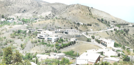 Vue actuelle de Tichi, une partie de ce village